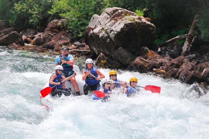 Rafting na Tari i razumevanje klasifikacija reka za rafting na divljim vodama